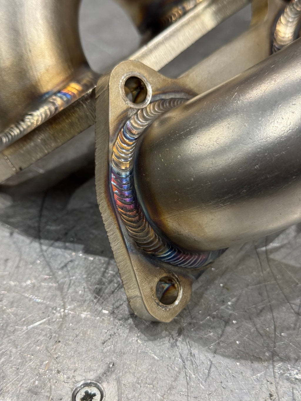 B5 S4/RS4 Log Manifolds