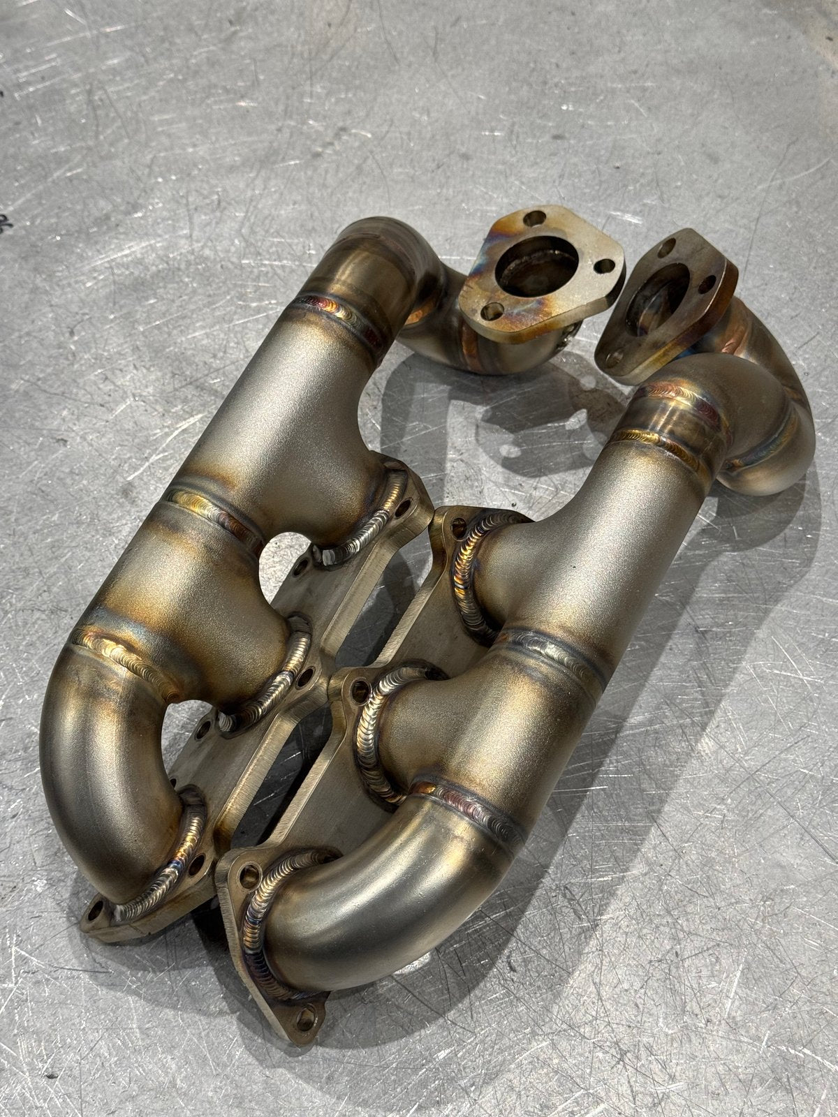 B5 S4/RS4 Log Manifolds