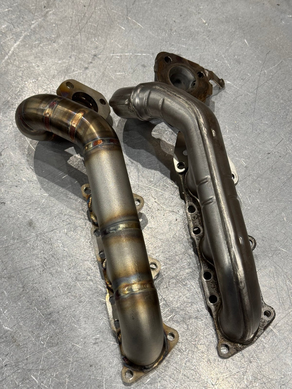 B5 S4/RS4 Log Manifolds