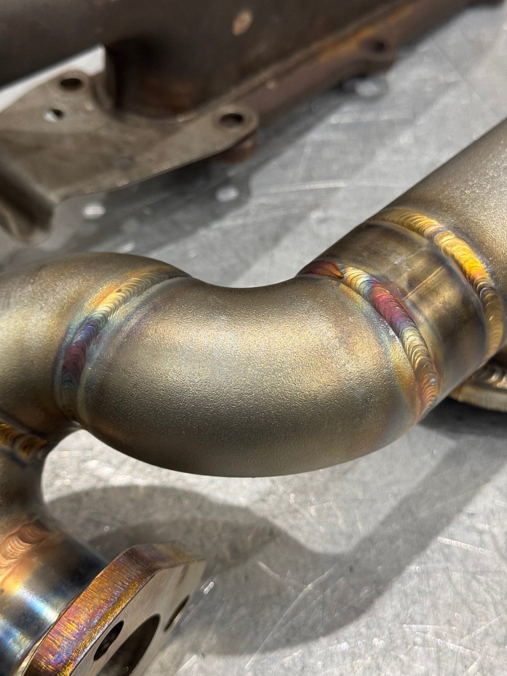 B5 S4/RS4 Log Manifolds