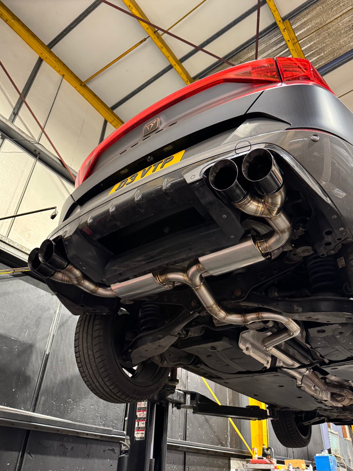 4" Dual Exhaust tips
