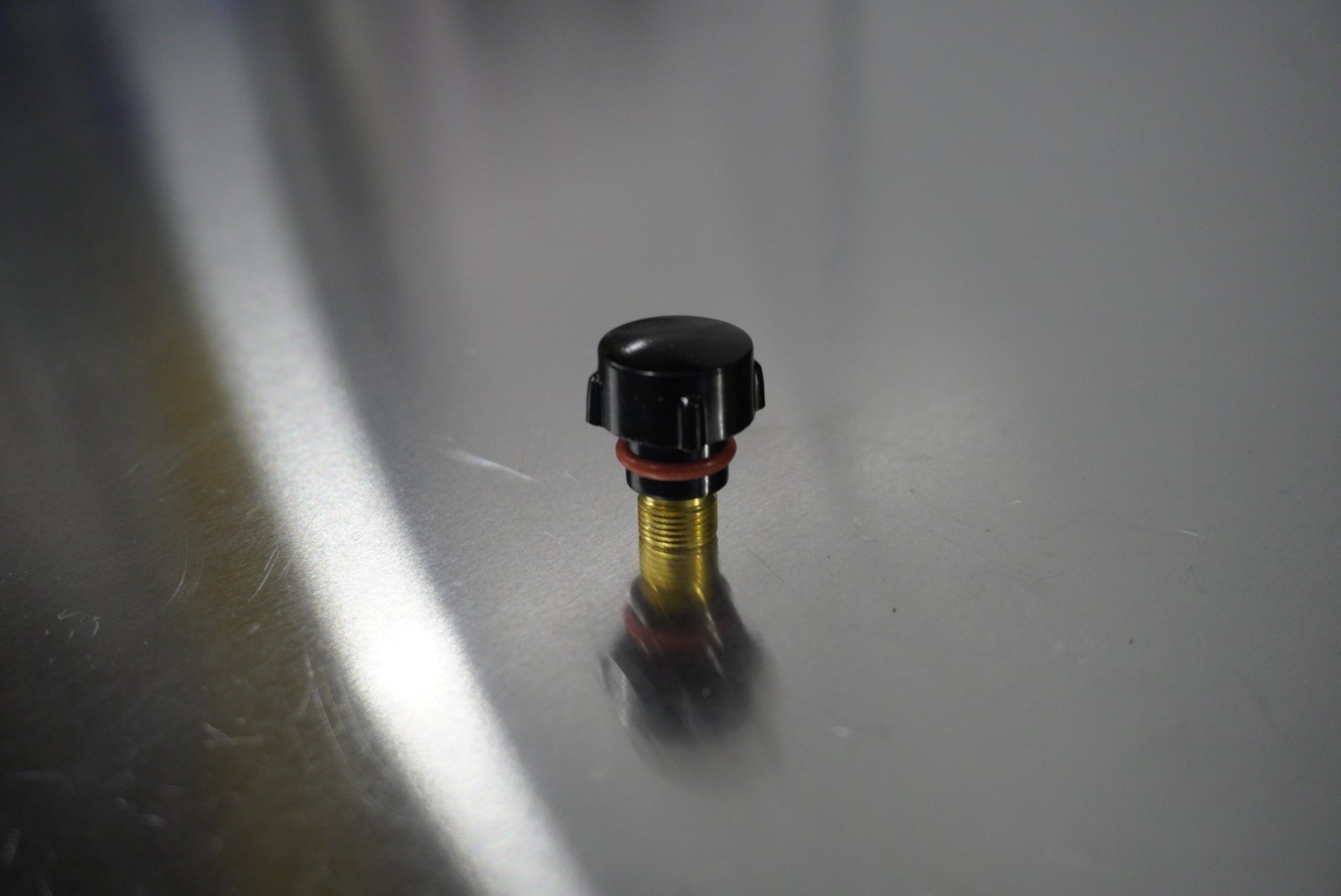 TIG BACK CAPS